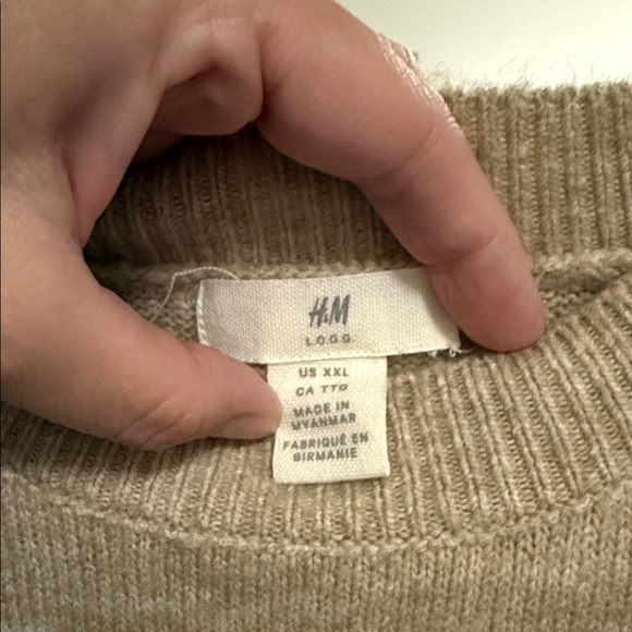 Colorblock Sweater - Picture 2 of 2